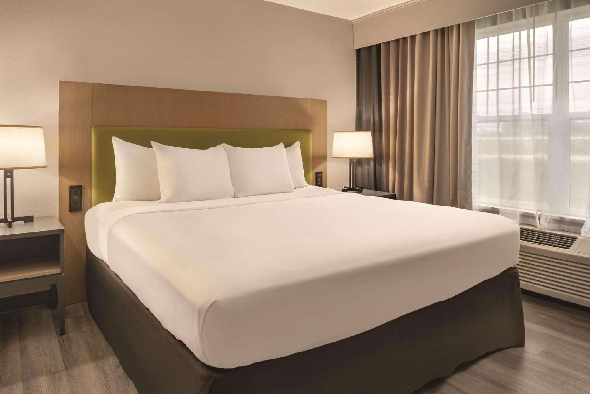 Country Inn & Suites By Radisson, Cedar Falls, Ia Luaran gambar